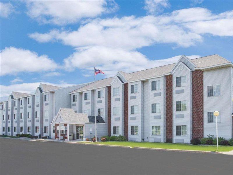 Microtel Inn & Suites By Wyndham Fond Du Lac Eksteriør bilde