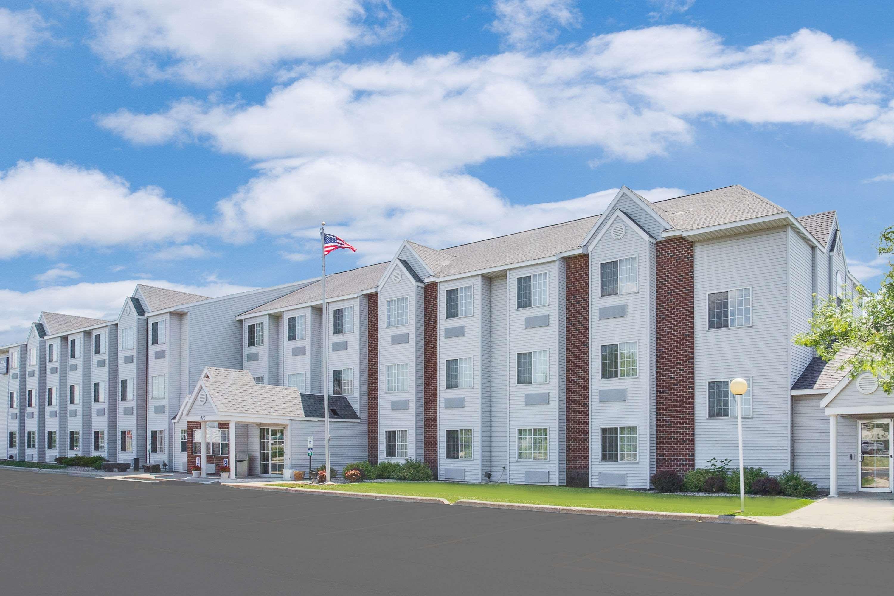 Microtel Inn & Suites By Wyndham Fond Du Lac Eksteriør bilde