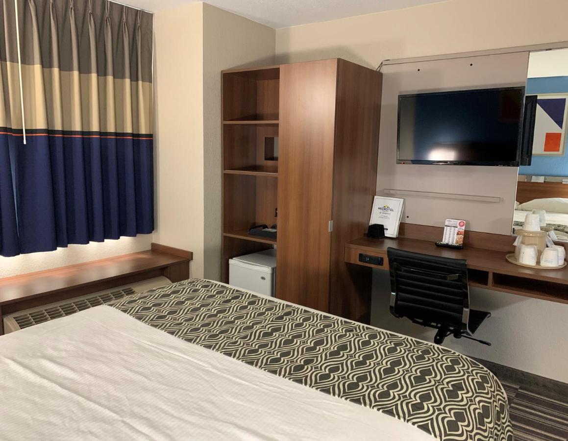 Microtel Inn & Suites By Wyndham Fond Du Lac Eksteriør bilde